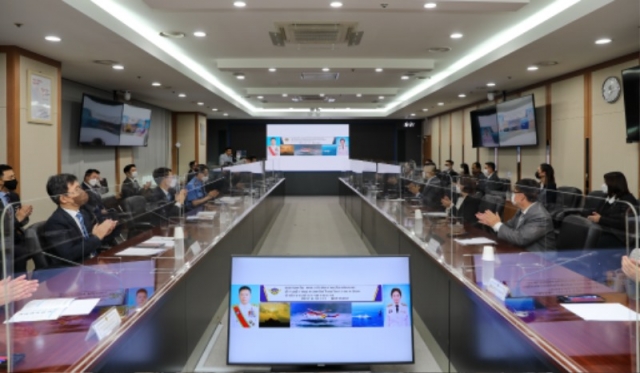 31�� ������ �ؾ����û��� ������ ���̸��� �±� ����û���� ���� ���� ���� ���� ���� ��ȿ� ���� �����ϰ� �ִ�.(2).jpg