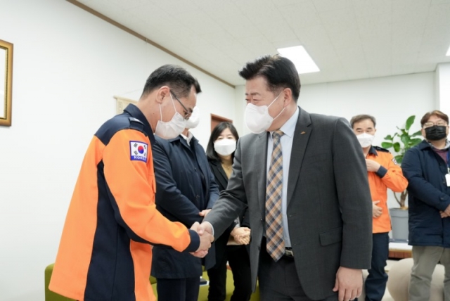 �� ���� ��Ȳ�� ��μ� �� ���� �ٹ��� �ݷ� (6).jpg