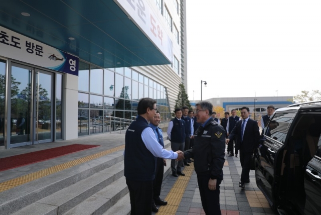 KAI(�ѱ��װ����ֻ��) �湮 ������� �λ縦 ������ ������ û���.JPG