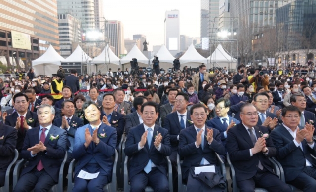 ���󳲵� �湮�� �� �����佺Ƽ�� ����.jpg