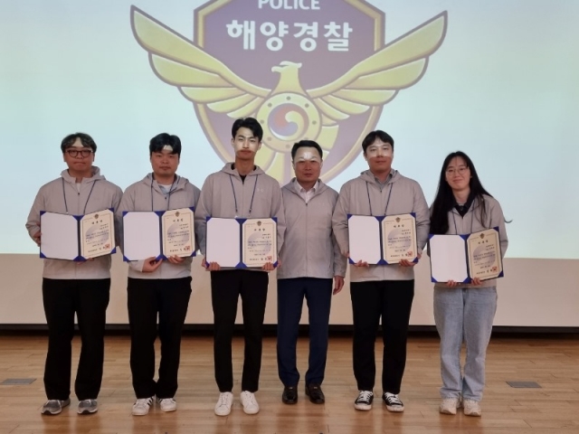 ����� ������������������ �������̾�Ͼ� ����̿��� �������� �����ϰ� ����Կ� ���� .jpg