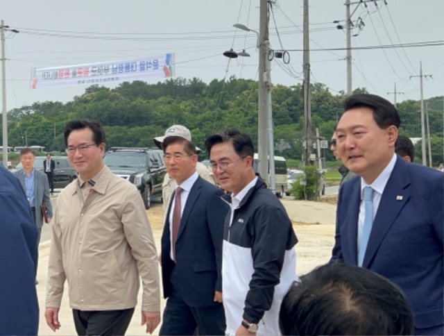 ����� �ο� �湮.jpg