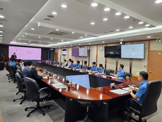 5�� �ؾ����û ȸ�ǽǿ��� �̸��� ��ȹ�������� ���� ������ ������ ��� ��޺� ������ ���� �����뿪 ��������ȸ�� ���� �ߴ�  (5).jpg