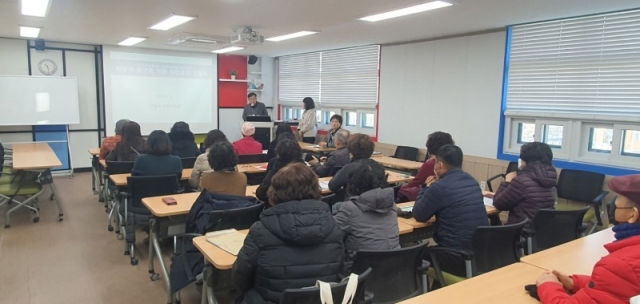 1.[��ȹ] ��ġ���б� ��ȭ�� ���ο� ����ô� (2) ���籸 �б��� ���� �ֹ� ����ȸ.jpg