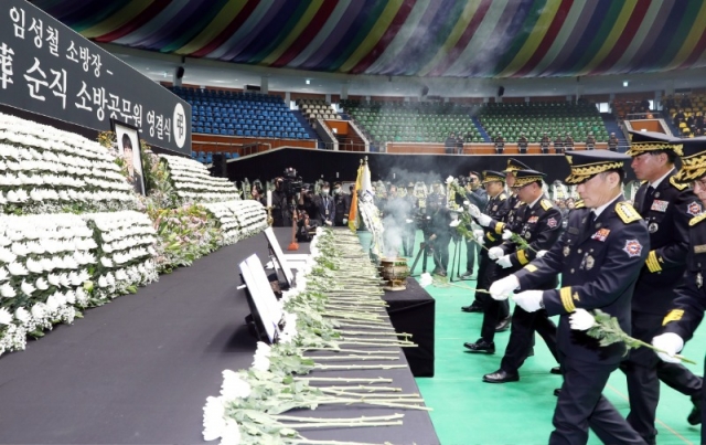 ͺ �Ӽ�ö �ҹ��� ����� (12).jpg