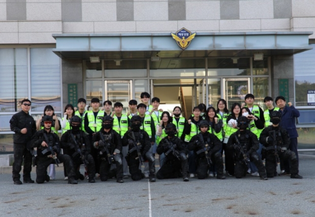 ���ִ��б� ���������к� �л����� �����ذ�û Ư�������� ����Կ��� �ǽ��Ͽ���.JPG