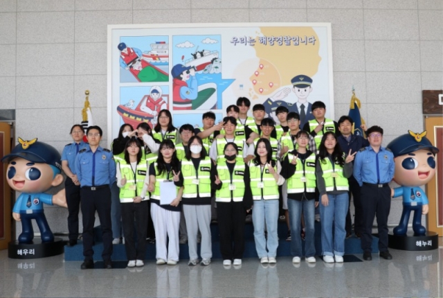 �����ذ�û�� �л����� ���� ���� ��縦 �����Ͽ��� .JPG