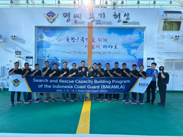 22�� �ε��׽þ� �ؾ������ 15����  �������� ������ ���޹ޱ� ���� ���� �ؾ���������� �Ʒ��Կ� �湮�Ͽ���..jpg